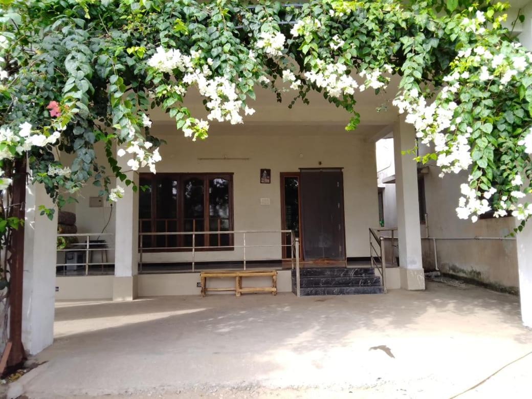 Shi'S Triveni Spacious 2Bhk Villa In Pappampatti, Κοϊμπατόρε Εξωτερικό φωτογραφία